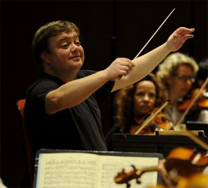 franck-mikko-direction-musicale-radio-france-maestro-review-compte-rendu-classiquenews