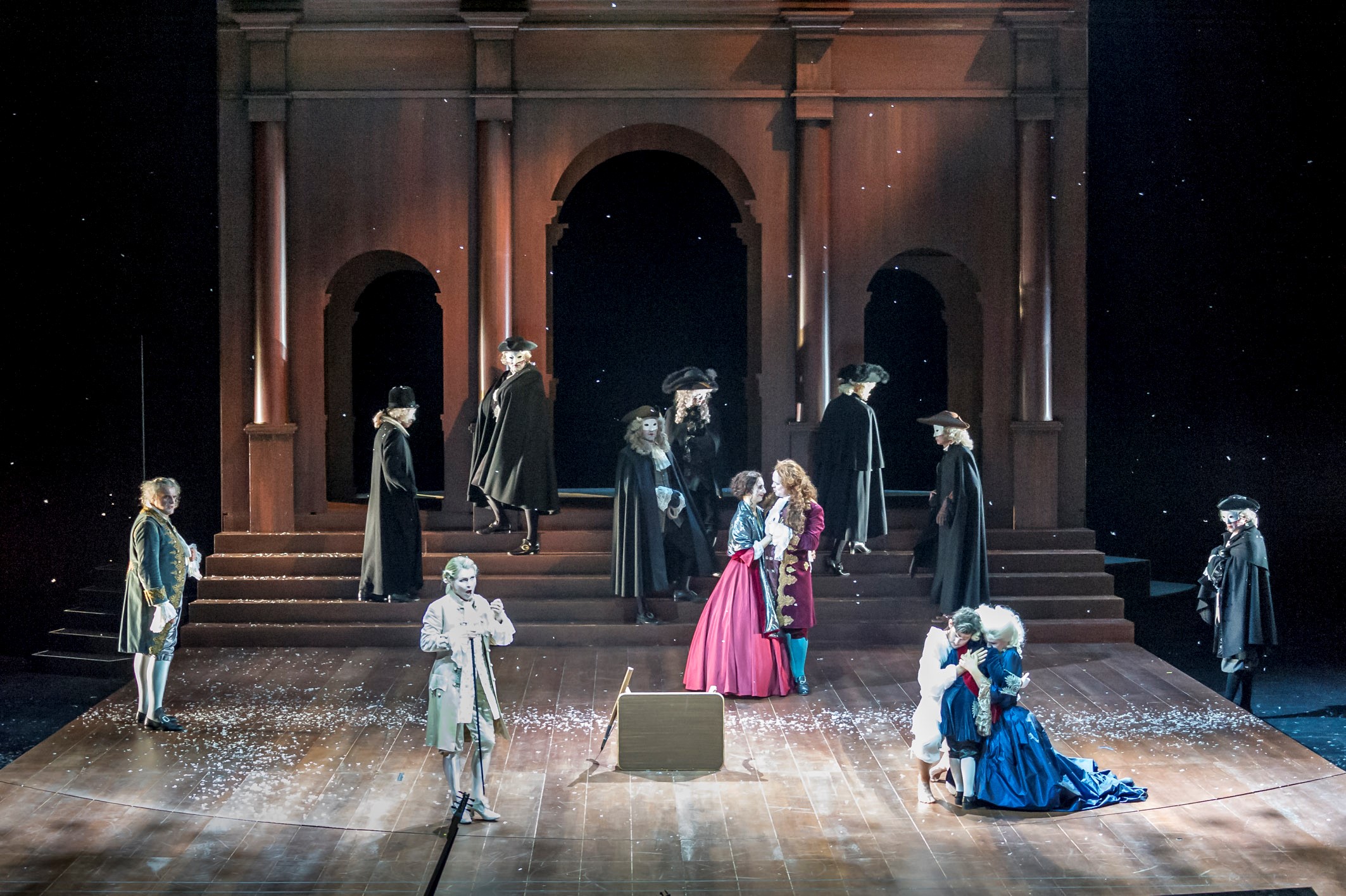 fewo_2015_il_germanico_(c)rupert_larl_innsbrucker_festwochen_finale_ensemble
