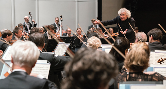 berliner-philharmoniker-simon-rattle-orchestre-the-asian-tour-coffret-set-cd-box-review-presentation-par-classiquenews-2-sept-2018
