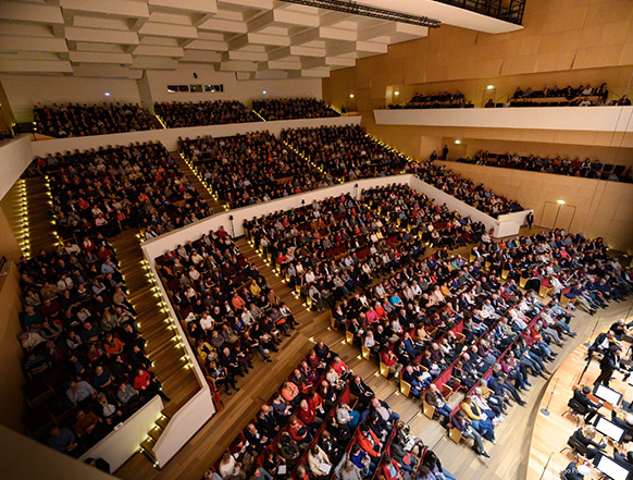 CLASSIQUENEWS-maestro-alexandre-Bloch-lille-nouveau-siecle-cycle-mahler-symphonies-2019-critique-concerts-critique-opera-musique-classiquenews