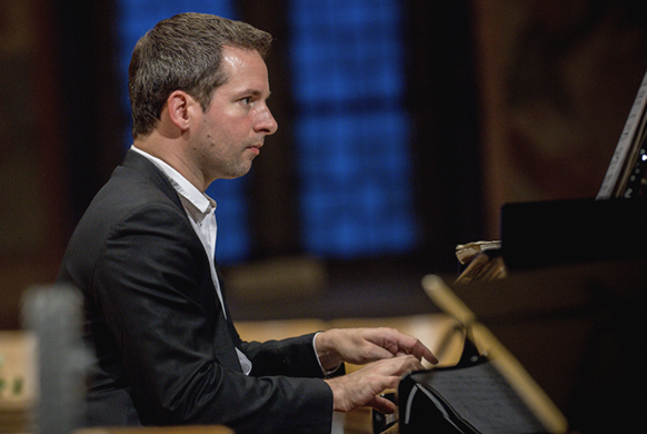 CHAMAYOU-bertrand-piano-recital-RAVEL-rougemont-26juil19-GSTAAD-MENUHIN-festival-critique-concert-piano-critique-opera-critique-festival-classiquenews-