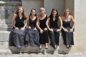 DE CAELIS voix femmes laurence brisset Saintes Jardin clos de-caelis-400x266