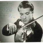 ricci Ruggiero_concerto pour violon sibelius CLASSIQUENEWS Ricci_1961_dedicated_photo_from_first_of_three_Southern_Africa_musical_tours_of