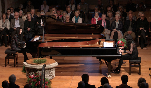 labeque-katia-marielle-concert-gstaad-festival-14-juillet-2016-concert-philip-Glass-582