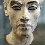 amarna egypte sculpture pharaon