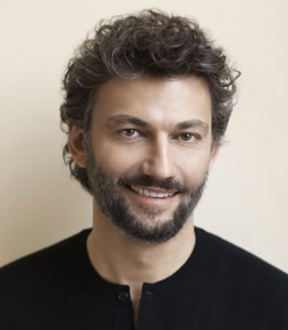 kaufamann-vignette-carre-classiquenews-KAUFMANN-Jonas-chante-opera-francais-par-classiquenews-682x1024
