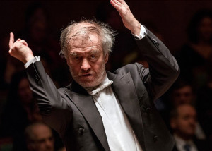 gergiev-valery-gergiev-maestro-portrait-par-classiquenews-livre-actes-sud-biographie-entretien-critique-livre-par-classiquenews