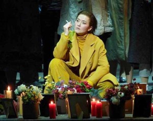 cassandre-doustrac-stephanie-troyens-tcherniakov-d-apres-berlioz-bastille-critique-opera-par-classiquenews-fev-2019