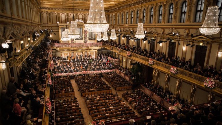 VIENNE, Musikverein. CONCERT du NOUVEL AN, mercredi 1er janvier 2025. Orchestre Phil. de Vienne / Wiener Philharmoniker. Riccardo Muti, direction