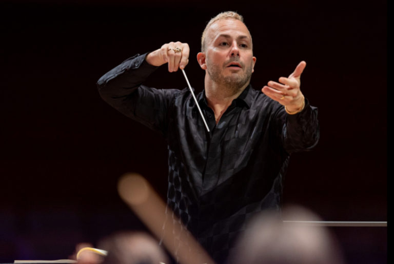 CRITIQUE, opéra (en version de concert). PARIS, Théâtre des Champs-Elysées, le 19 avril 2026. C. Hilley, B. Mulligan, S. Youn, R. Nash… Orchestre Philharmonique de Rotterdam, Yannick Nézet-Séguin (direction)
