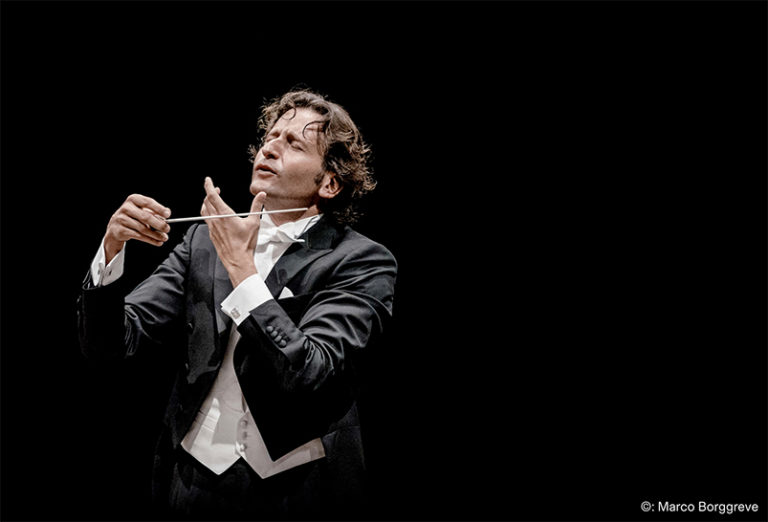 PHILHARMONIE de LUXEMBOURG, les 18 & 20 sept 2024. Concert d’ouverture de saison : « Colors & Contrasts ». Ravel, Prokofiev, Chostakovitch… Luxembourg Philharmonic / Gustavo Gimeno.
