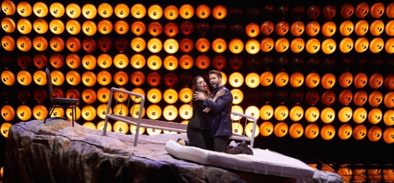 CRITIQUE, opéra. ROUEN, Théâtre des Arts (du 29 septembre au 5 octobre 2024). VERDI : Aïda. J. El-Khoury, A. Smith, A. Kolosova, N. Lagvilava… Philipp Himmelmann / Pierre Bleuse.