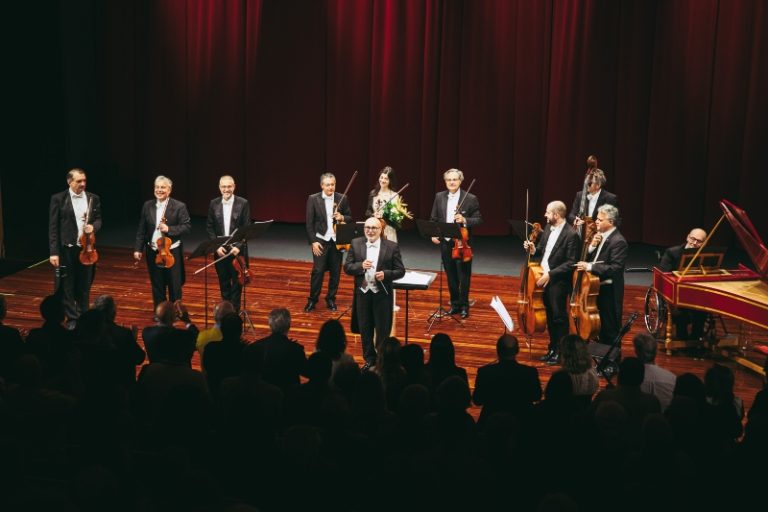 CRITIQUE, festival. 4ème Festival International de Musique de BRAGANCE (Portugal), Théâtre municipal de Bragance, le 12 octobre 2024. VIVALDI : Concertos et Ouvertures. I Solisti Veneti / Giuliano CARELLA (direction).