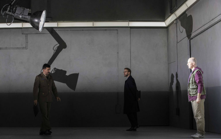 CRITIQUE, opéra. LYON, opéra de Lyon (du 2 au 14 octobre 2024). BERG : Wozzeck. S. Degout, A. Braid, R. Watson… Richard Brunel / Daniele Rustioni.