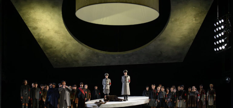CRITIQUE, opéra. TOULOUSE, Théâtre du Capitole, le 26 novembre 2024. Bruno MANTOVANI : Voyage d’automne (création mondiale). Marie Lambert-Le Bihan / Pascal Rophé