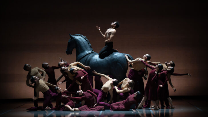 CRITIQUE, ballet. TOULOUSE, Théâtre du Capitole, le 30 octobre 2024. GLUCK : Semiramis / Don Juan. Ballet de l’Opéra National du Capitole / Le Concert des Nations / Jordi Savall (direction)