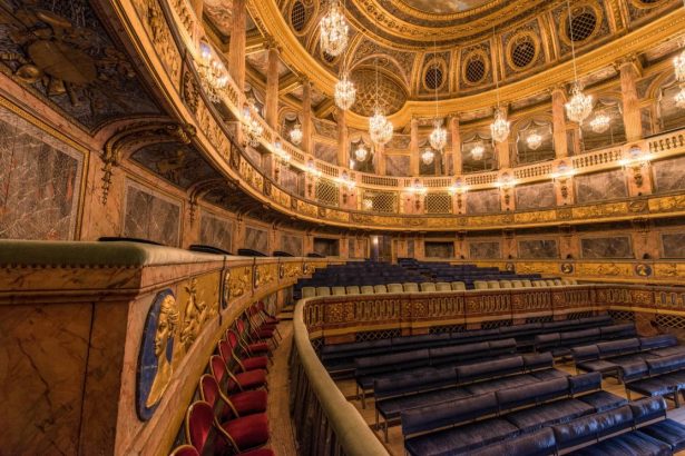 CHÂTEAU DE VERSAILLES SPECTACLES, Opéra Royal. MOZART : La Flûte enchantée (en français), les 27, 28, 29, 31 déc 2024, 1er janvier 2025. Hervé Niquet / Cécile Roussat et Julien Lubek