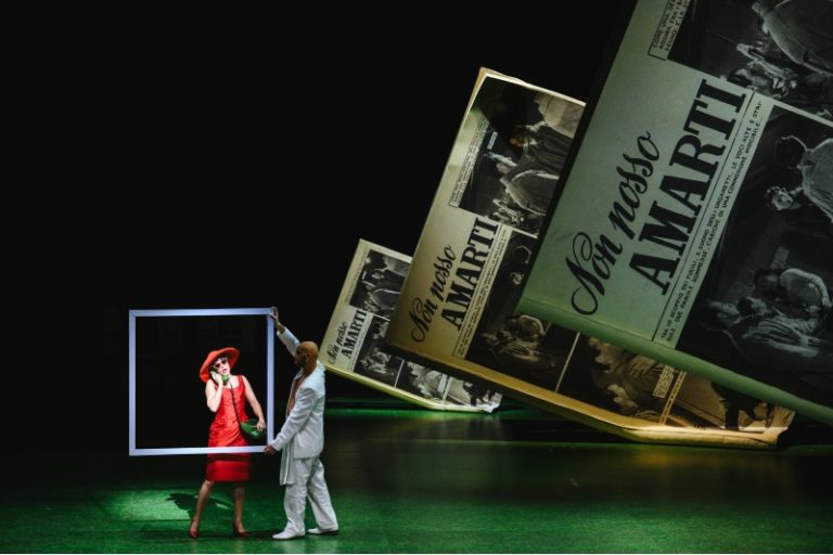 CRITIQUE, opéra. LYON, opéra de Lyon (du 11 au 29 décembre 2024). ROSSINI : Il Turco in Italia. S. Blanch / G. Gianfaldoni, A. Sampetrean, A. Kent, F. Sempey… Laurent Pelly / Giacomo Sagripanti