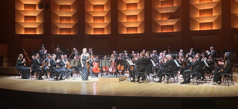 CRITIQUE, concert. LYON, Auditorium Maurice Ravel, le 26 avril 2025. MENDELSSOHN / BRUCKNER. Orchestre national de Lyon, Julia Fischer (violon), Nikolai Szeps-Znaider (direction)