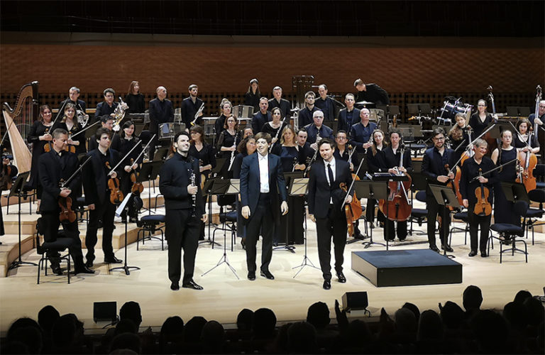 CRITIQUE, concert. LA SEINE MUSICALE (Auditorium Patrick Devedjian), le 7 juin 2025. BONIS / BRUCH / SEVERE / MOUSSORGSKI. Adrien La Marca (alto), Raphaël Sévère (clarinette), Orchestre Lamoureux, Adrien Perruchon (direction)