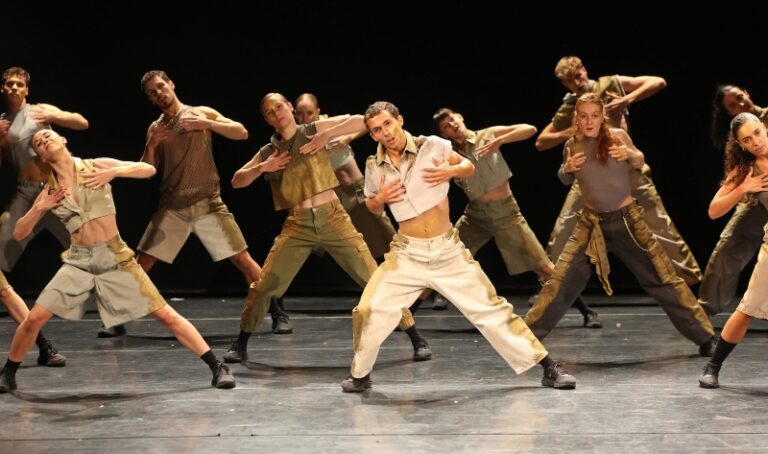 CRITIQUE, danse. NANCY, Opéra national de Lorraine, le 7 novembre 2025. « Works » et « Synchronicité » de Maud Le Pladec, « TURNING BURNING » de Jan Martens, et « The Fugue » de Twyla Tharp par la Ballet de Lorraine