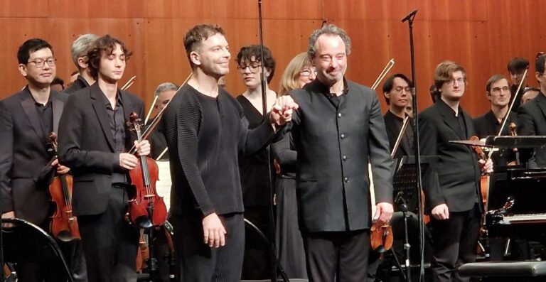 CRITIQUE, concert. CANNES, Théâtre Debussy (Palais des Festivals), le 20 février 2026. PENARD / FARRENC / RAVEL. Orchestre National de Cannes, David Kadouch (piano), Benjamin Levy (direction)