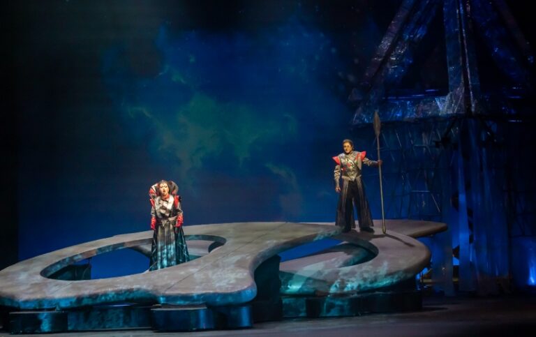 CRITIQUE, opéra. SOFIA, Wagner Festival 2026 (Opéra de Sofia), le 26 mai 2026. WAGNER : Das Rheingold. M. Mihaylov, P. Dimitrov, D. Ostretsov, P. Buchkov… Constantin Trinks / Plamen Kartaloff