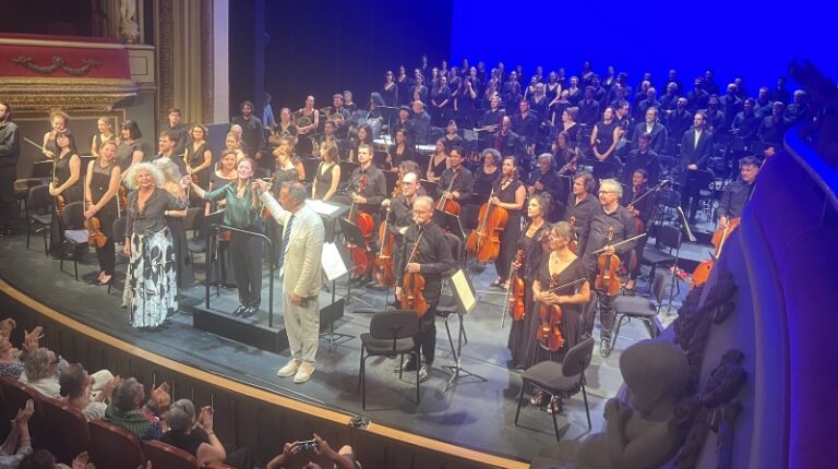 CRITIQUE, concert. AVIGNON, Opéra Grand Avignon, le 19 juin 2026. BEETHOVEN : 9ème Symphonie. Orchestre National Avignon-Provence, Débora Waldmann (direction)
