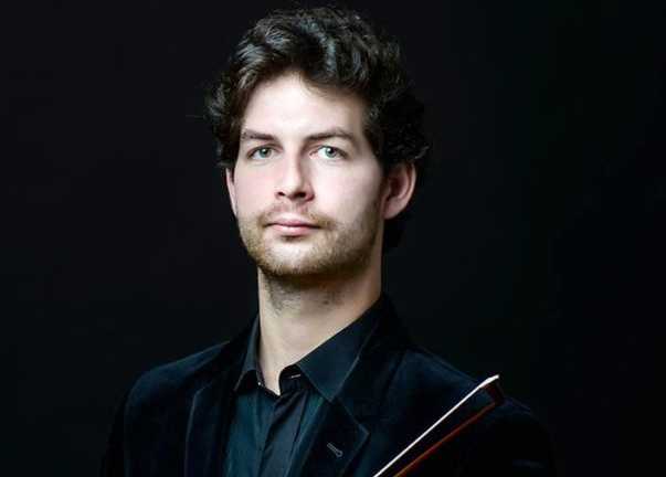 ENTRETIEN avec le violoniste Valentin SERBAN, à propos du CONCOURS ENESCU 2026