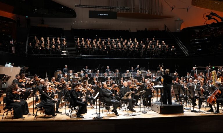 CRITIQUE, concert. PARIS, Philharmonie de Paris, 12 juin 2026. BRITTEN : War Requiem. E. Stikhina (soprano), J. Behr (ténor), F. Boesch (baryton-basse), Maîtrise de Radio France, Choeur de Radio France, Orchestre Philharmonique de Radio France, Mirga GRAZINYTE-TYLA (direction)