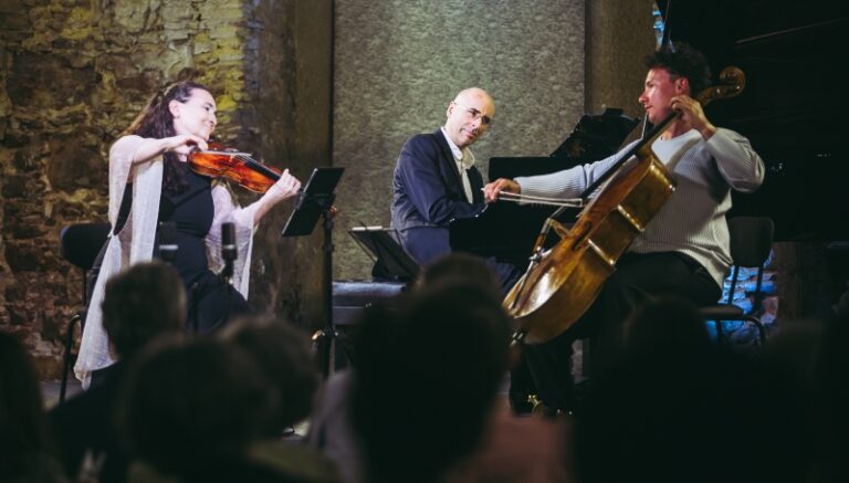 CRITIQUE, festival. LISBONNE, 12e Festival « Verao Classico » (Teatro Thalia), le 22 juillet 2026. Concert inaugural / le 1er des 4 concerts « Master Fest » avec E. Moreau, F. Pinto-Ribeiro, L. Roth, E. Haffner, A. Samuil, M. Samuil et A. Scott