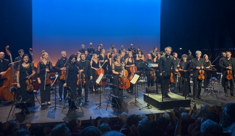 CRITIQUE, concert. BAYONNE, Théâtre Michel Portal, le 27 septembre 2026. Orchestre du Pays Basque, Aurélien Pascal (violoncelle), Benjamin Lévy (direction)